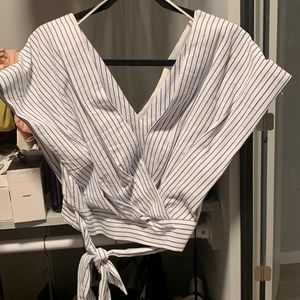 Blue / white crop top